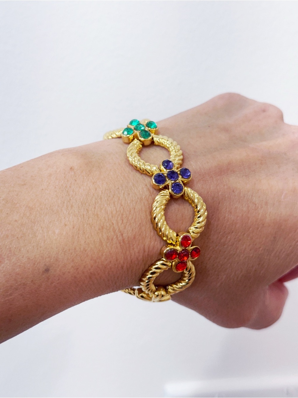 Gold Tone Rhinestone link bracelet